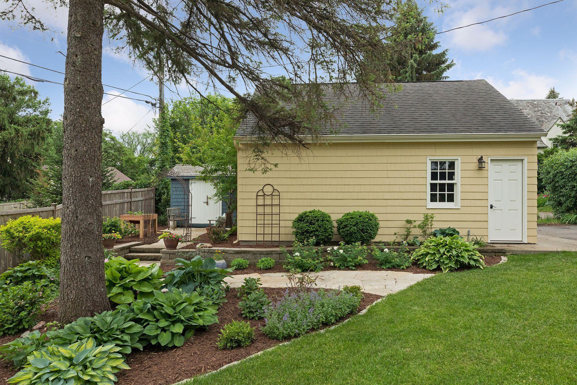 4387 Brook Avenue, Edina, Minnesota image 34