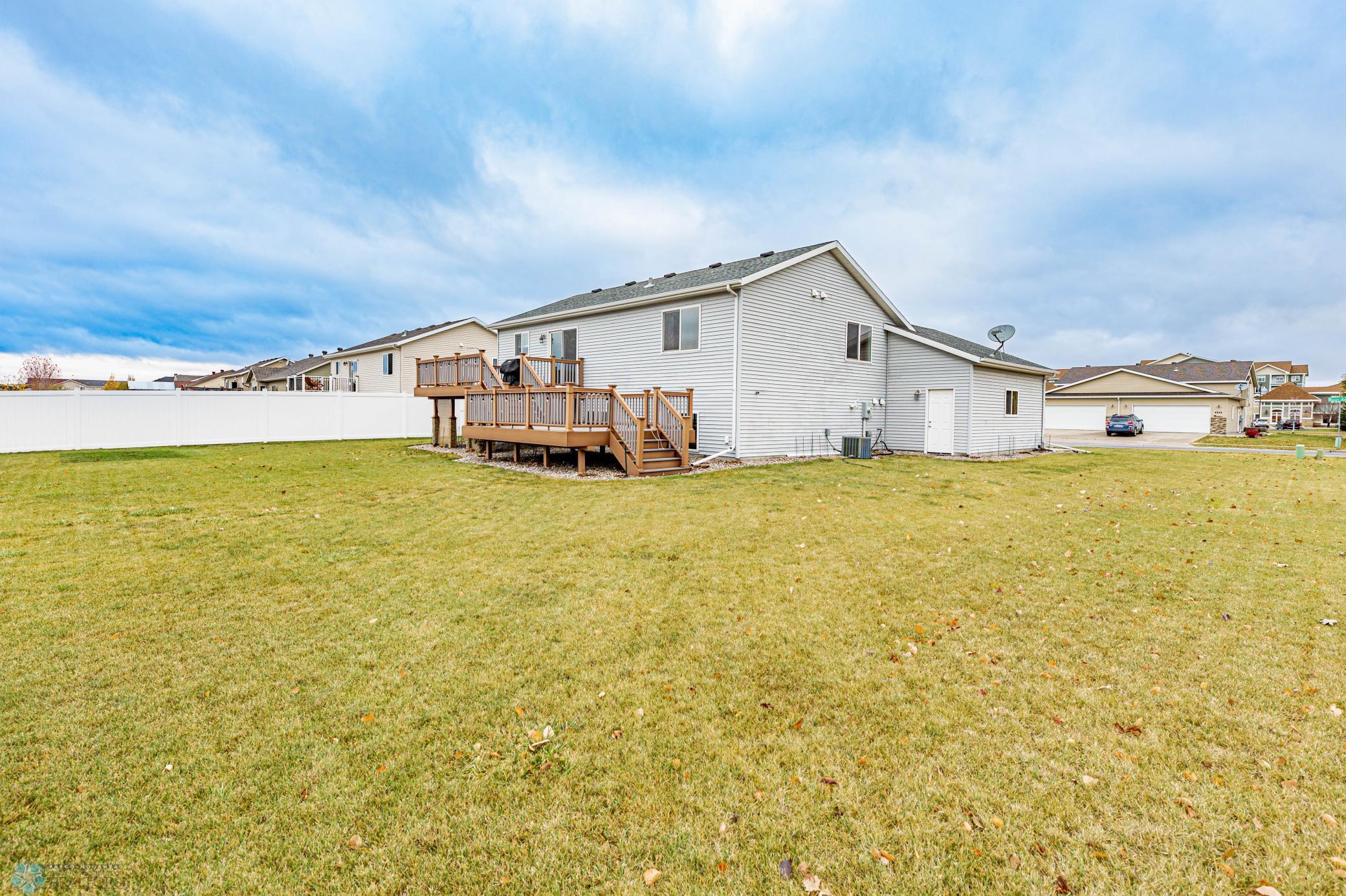 Fargo, North Dakota 58104, United States, 4 Bedrooms Bedrooms, ,3 BathroomsBathrooms,Residential,Active,86463