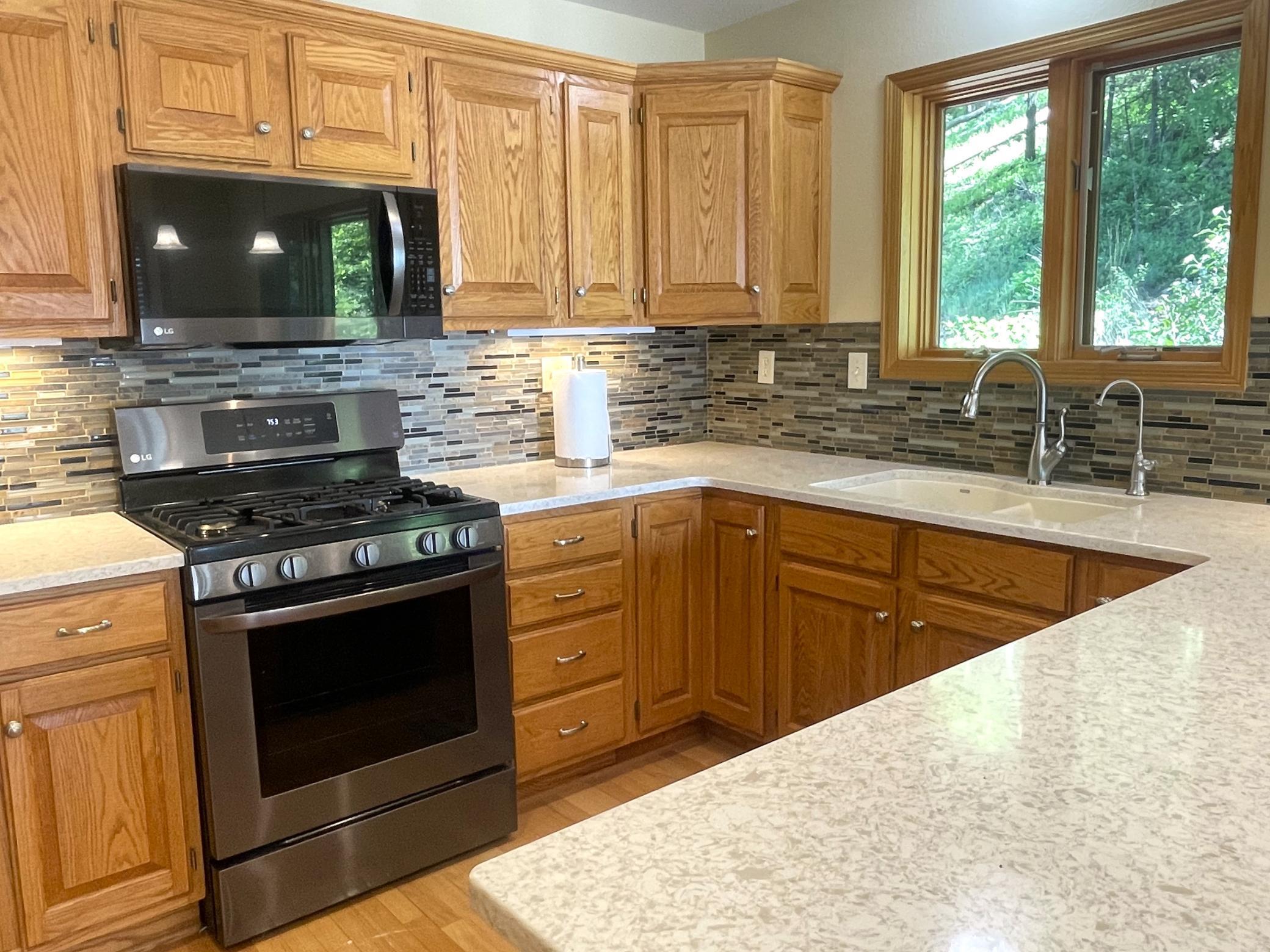 668 Hallstrom Drive, Red Wing, Minnesota image 4