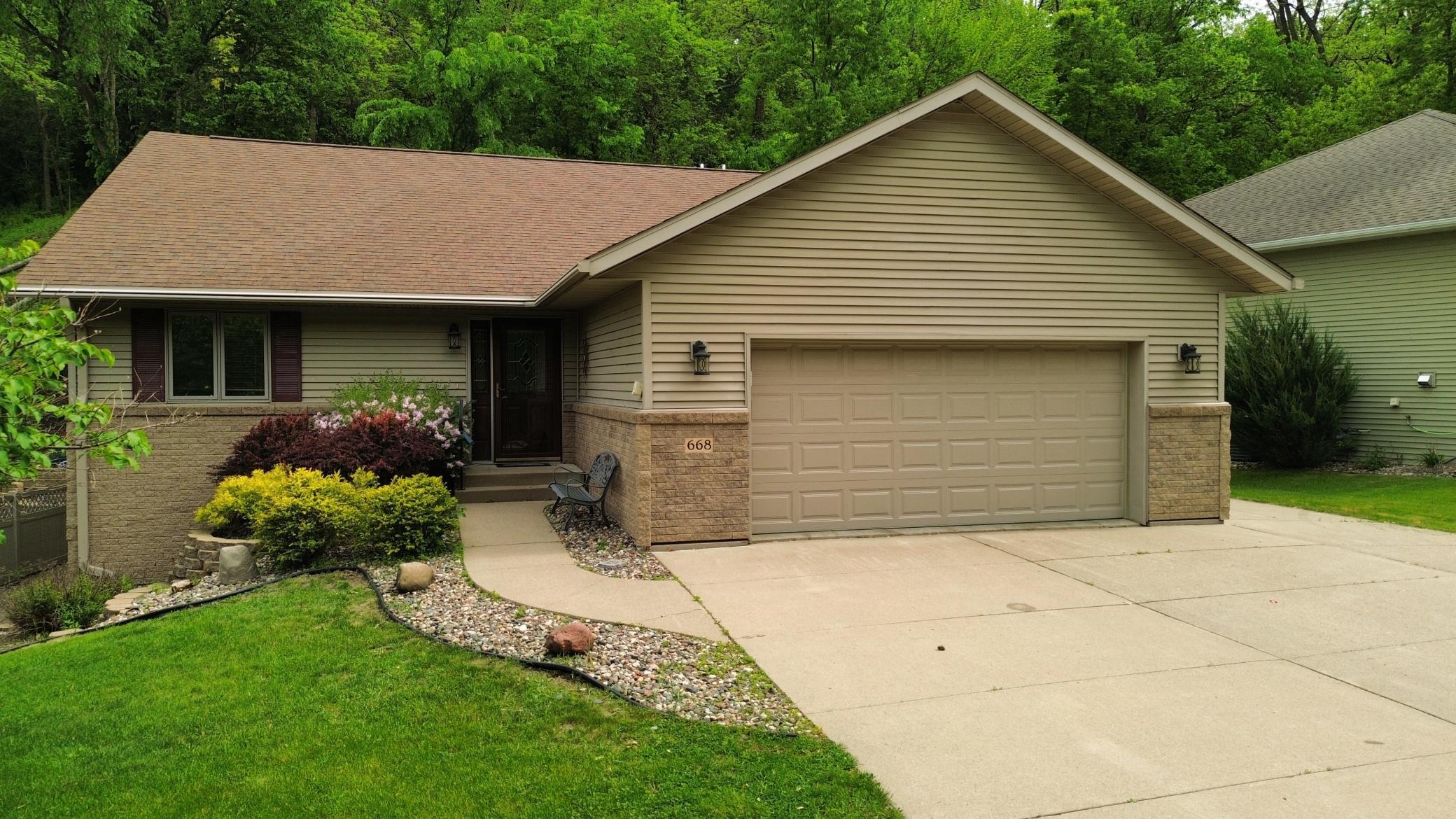 668 Hallstrom Drive, Red Wing, Minnesota image 12
