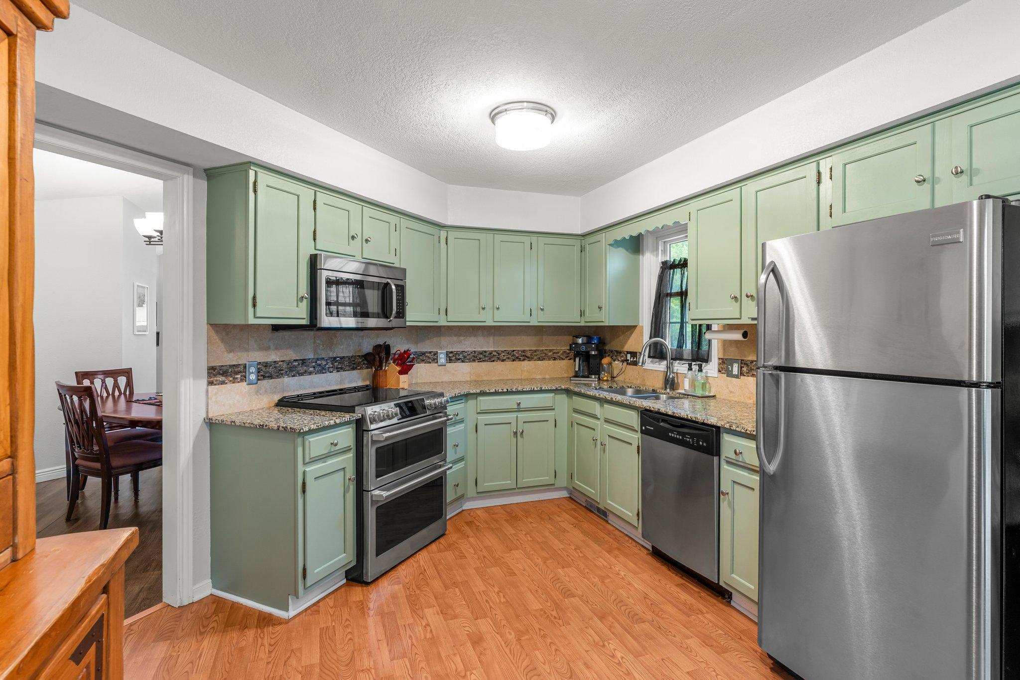 95 Olympic Circle, Chanhassen, Minnesota image 14