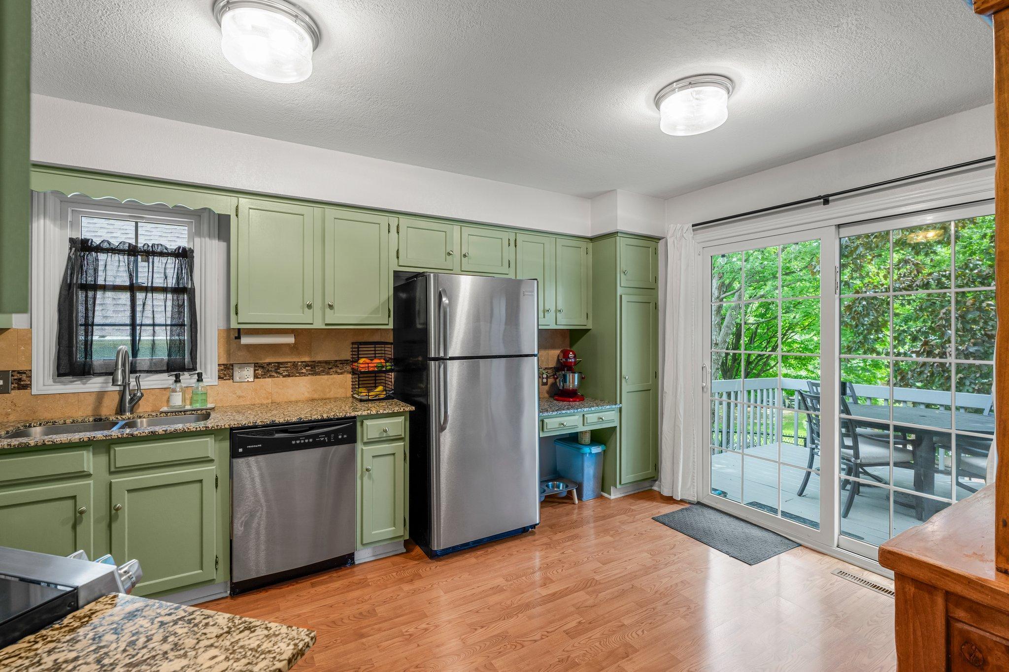 95 Olympic Circle, Chanhassen, Minnesota image 13