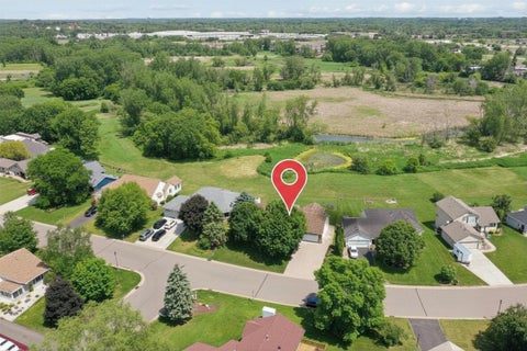 Homes For Sale - 5461 Golfview Avenue<br/> Saint Paul, MN 55128