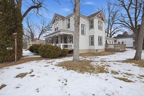 Homes For Sale - 803 N Main Street<br/> Rice Lake, WI 54868