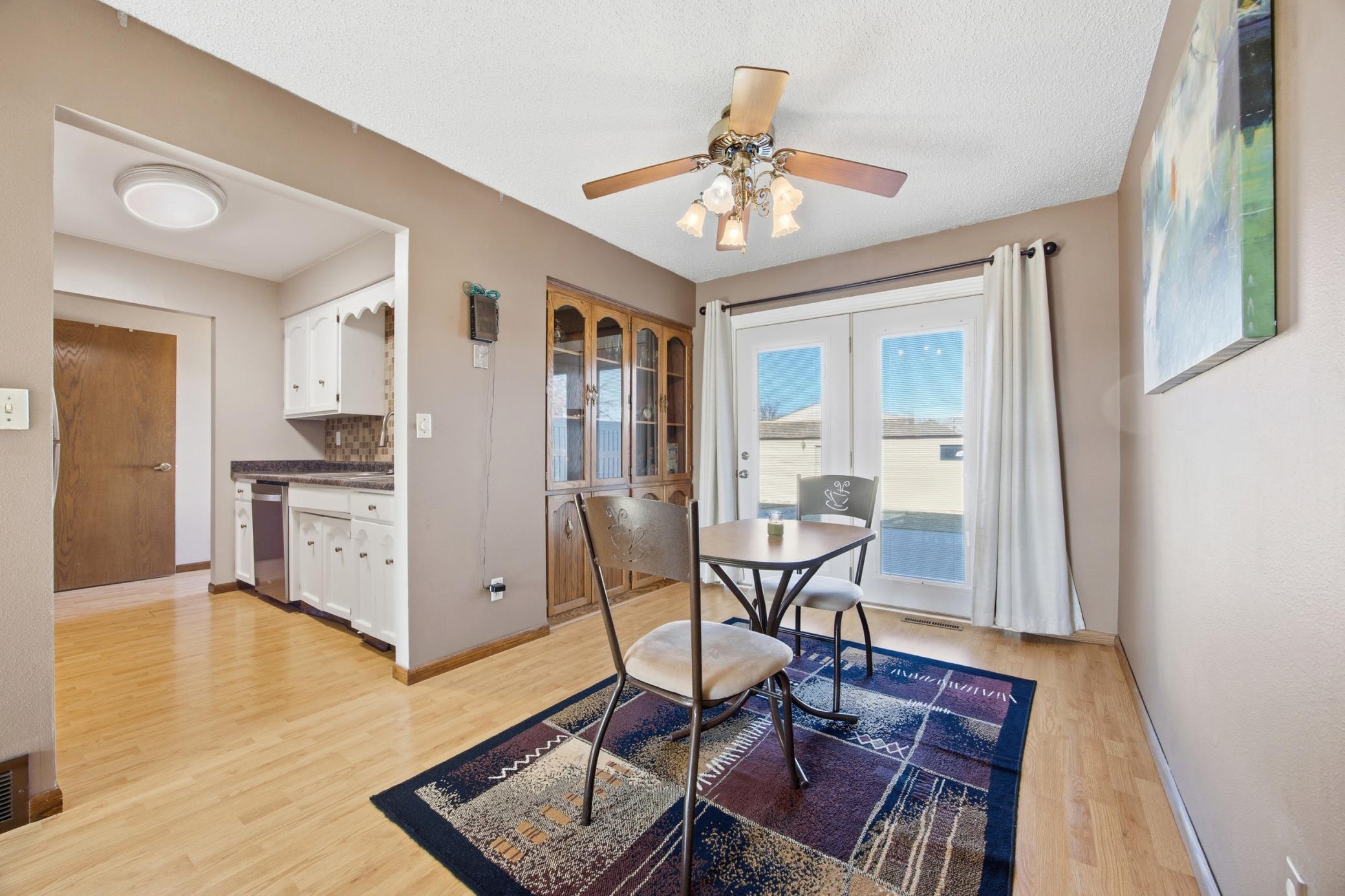 Moorhead, Minnesota 56560, United States, 2 Bedrooms Bedrooms, ,2 BathroomsBathrooms,Residential,Active,242829