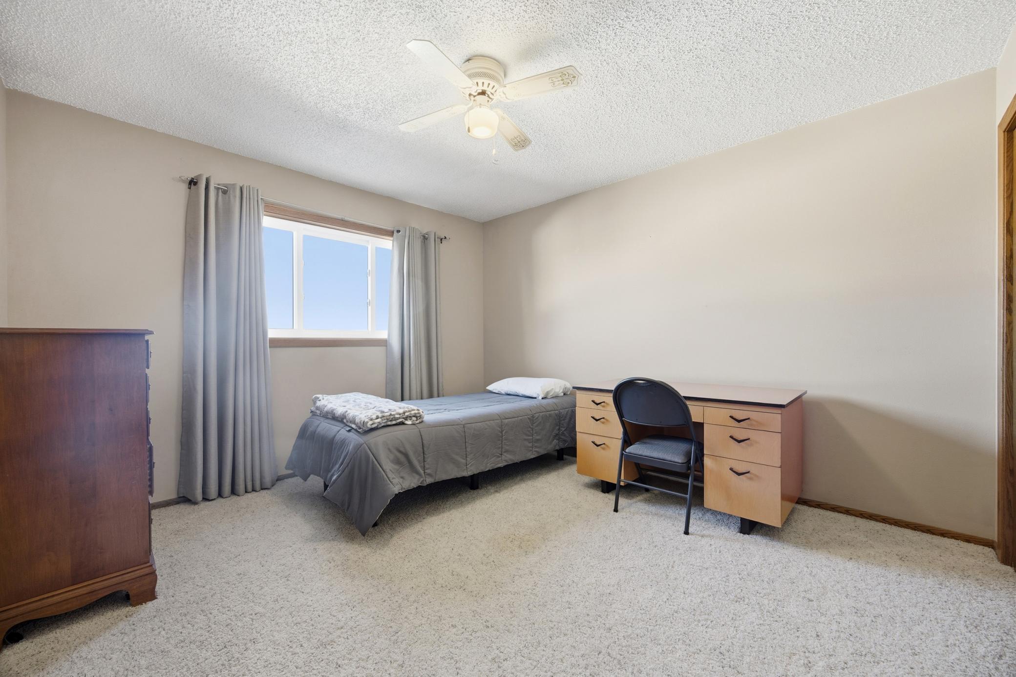 Moorhead, Minnesota 56560, United States, 2 Bedrooms Bedrooms, ,2 BathroomsBathrooms,Residential,Active,242829