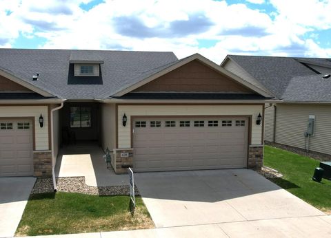 Homes For Sale - 638 Shardlow Place<br/> Byron, MN 55920