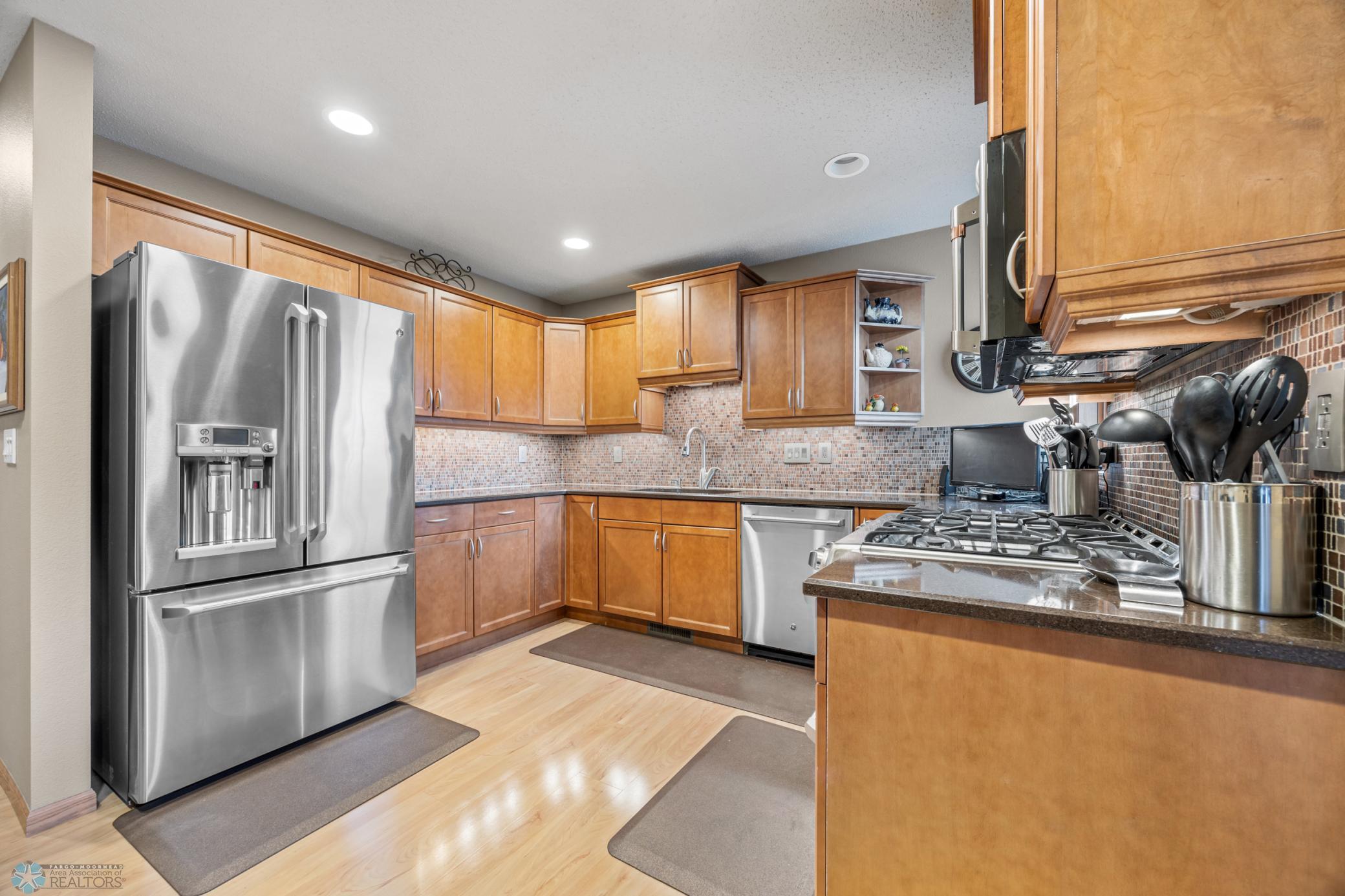 6207 16th Street, Fargo, North Dakota image 10