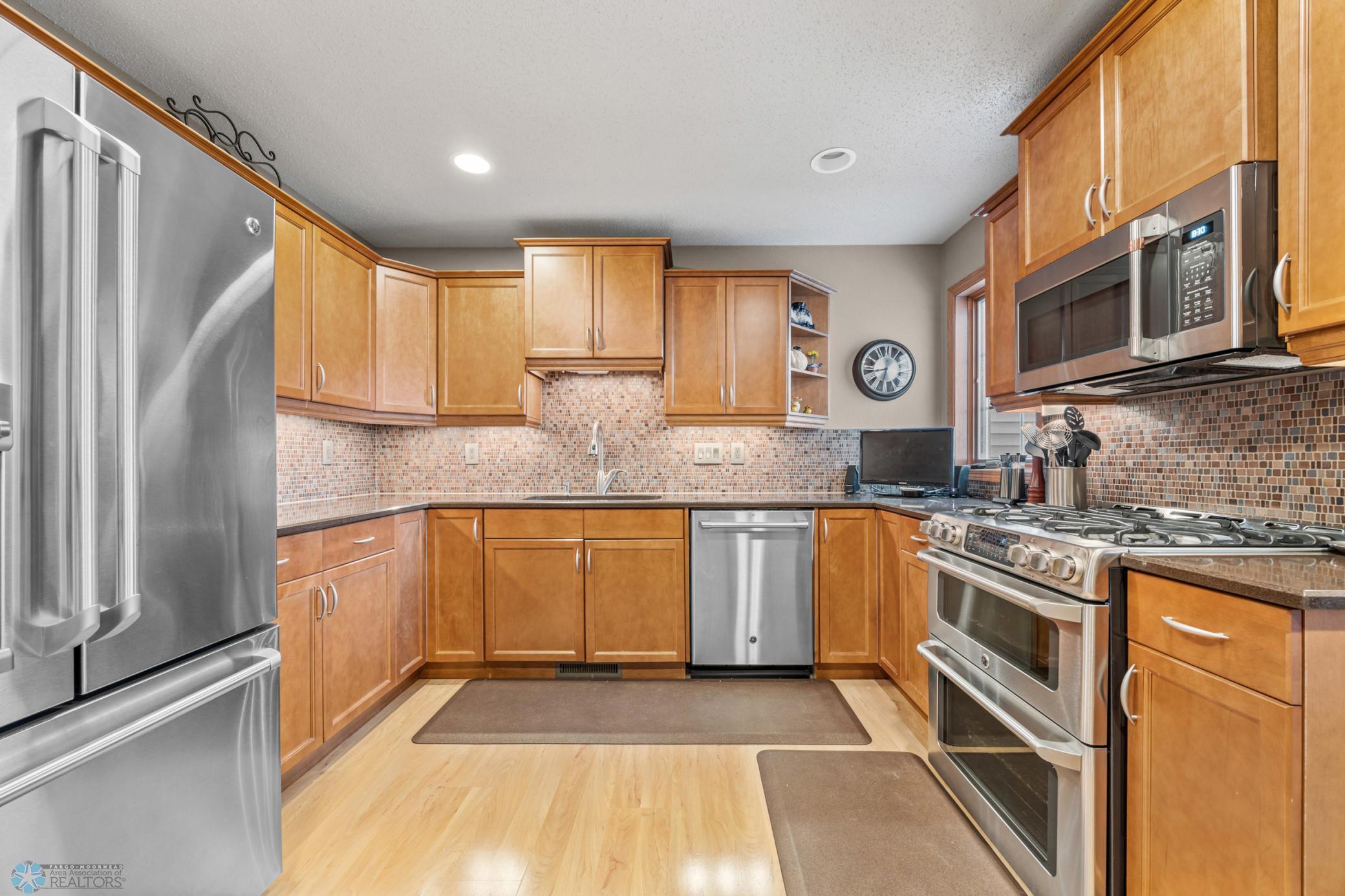 6207 16th Street, Fargo, North Dakota image 11