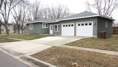 Homes For Sale - 1202 N 5th Street<br/> Chippewa County, Montevideo, MN 56265