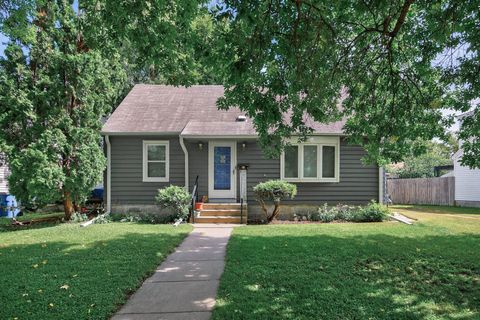 Homes For Sale - 4232 Halifax Avenue<br/> Robbinsdale, MN 55422