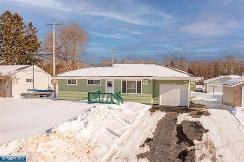 Homes For Sale - 404 Kent Road<br/> Hoyt Lakes, MN 55750