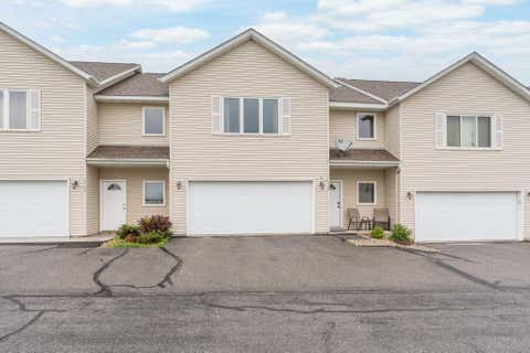 Townhouse For Sale - 2142 Willow Trail<br/> North Mankato, MN 56003