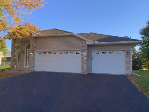 Homes For Sale - 11452 17th Place<br/> Saint Michael, MN 55376