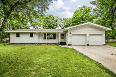 Homes For Sale - 940 Hamlet Drive<br/> Avon, MN 56310