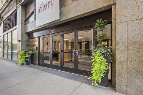 Condo For Sale - 350 Saint Peter Street<br/> Saint Paul, MN 55102