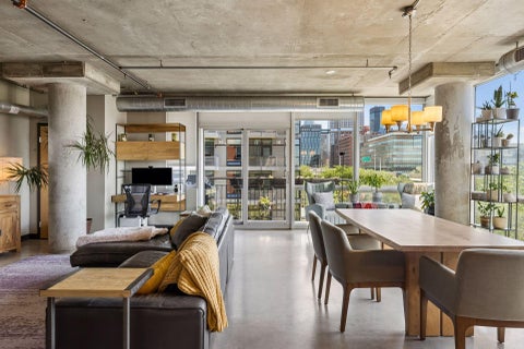 Condo For Sale - 730 N 4th Street<br/> Minneapolis, MN 55401