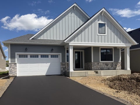 Townhouse For Sale - 17936 Greenwich Way<br/> Dakota County, Lakeville, MN 55044