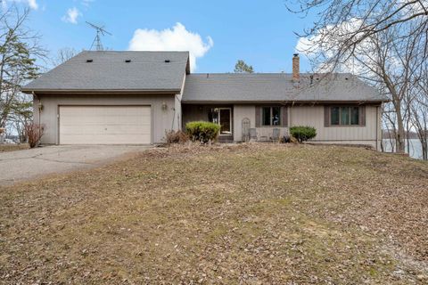 Homes For Sale - 27160 734th Avenue<br/> Meeker County, Dassel, MN 55325