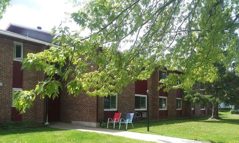 Condo For Rent - 207 Cedar Street<br/> Remer, MN 56672