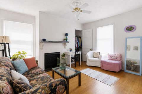 Apartment For Rent - 2541 Garfield Avenue<br/> Minneapolis, MN 55405