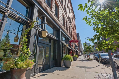 Condo For Sale - 210 N 2nd Street<br/> Minneapolis, MN 55401