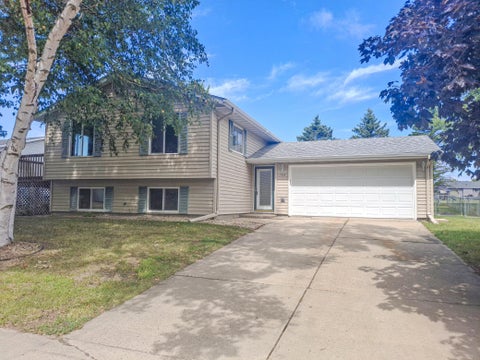 Homes For Sale - 1304 17th Street<br/> Faribault, MN 55021