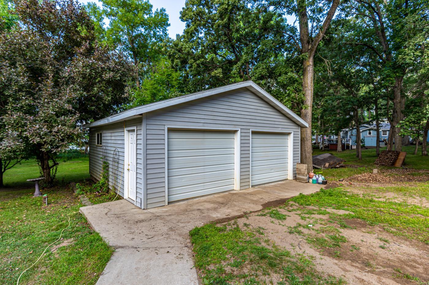 Pelican Rapids, Minnesota 56572, United States, 4 Bedrooms Bedrooms, ,2 BathroomsBathrooms,Residential,Active,139521