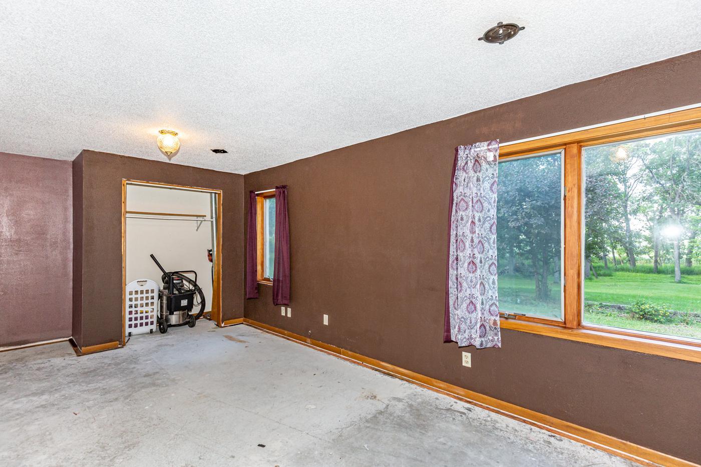 Pelican Rapids, Minnesota 56572, United States, 4 Bedrooms Bedrooms, ,2 BathroomsBathrooms,Residential,Active,139521