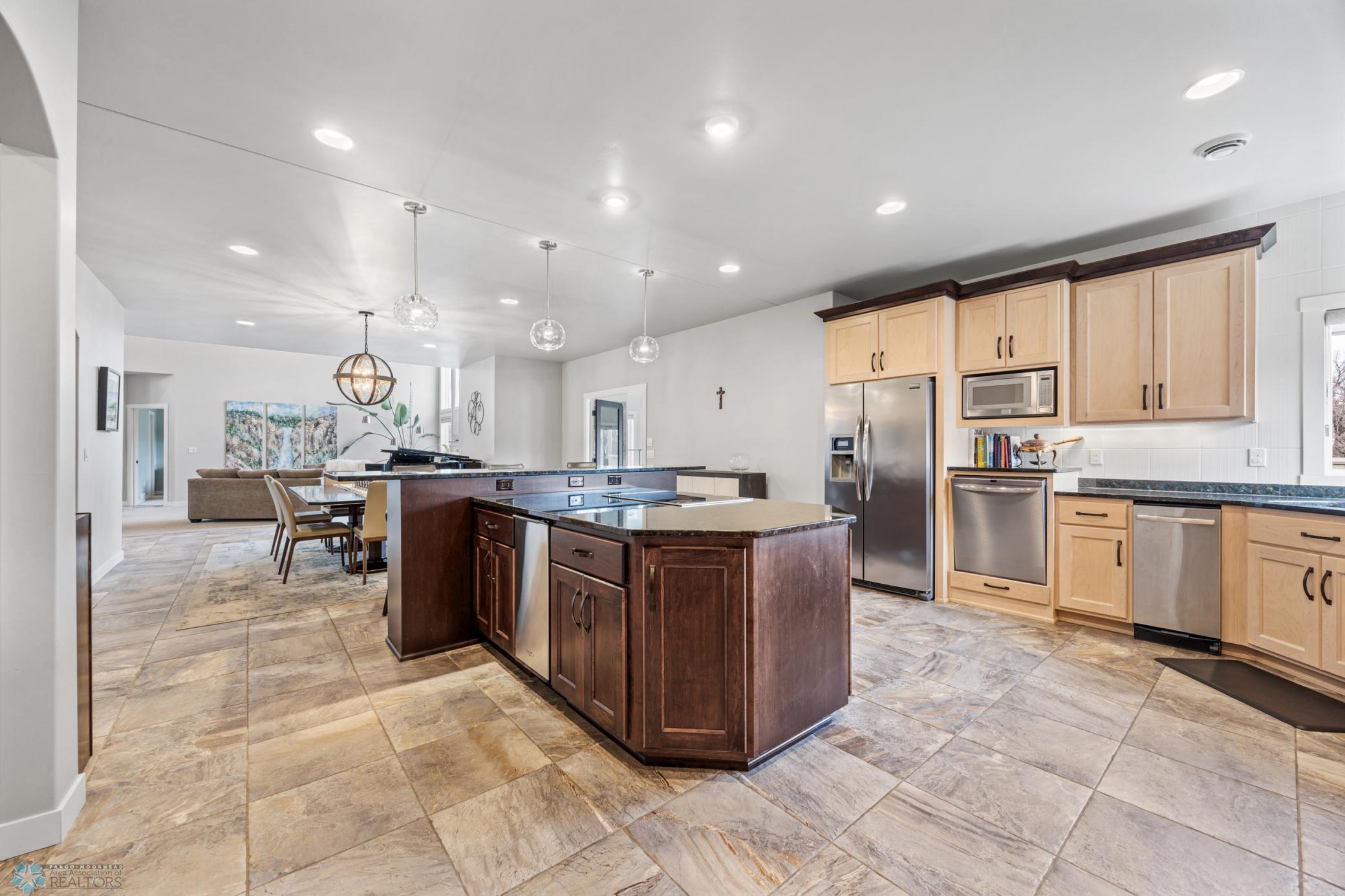 4114 Timberline Drive, Fargo, North Dakota image 18