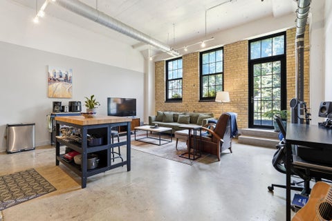 Condo For Rent - 730 Stinson Boulevard<br/> Hennepin County, Minneapolis, MN 55413