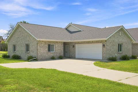 Condo For Sale - 111 S West Street<br/> Belle Plaine, MN 56011