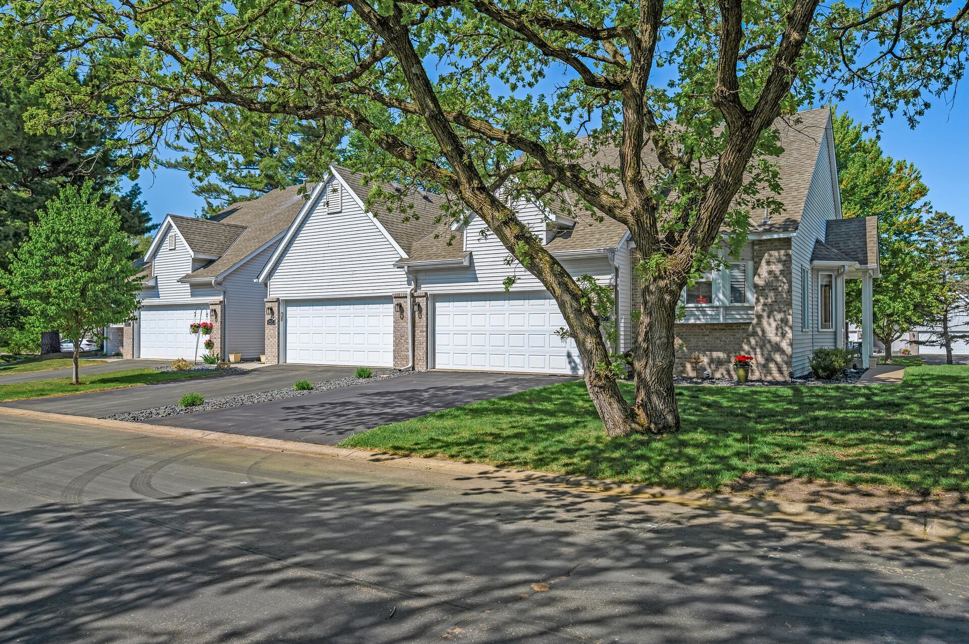 9599 Juniper Street, Coon Rapids, Minnesota image 2