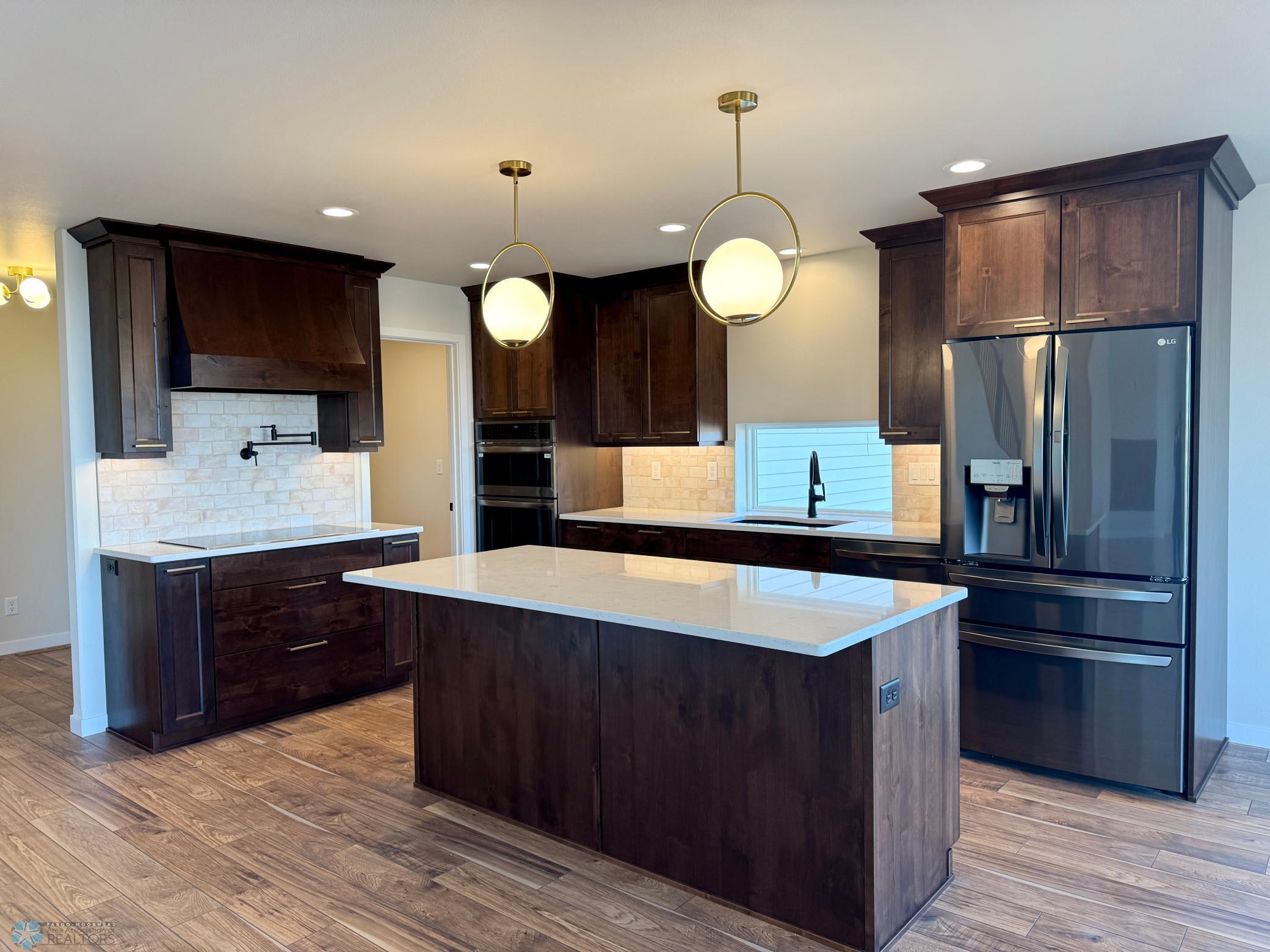 Harwood, North Dakota 58042, United States, 4 Bedrooms Bedrooms, ,3 BathroomsBathrooms,Residential,Pending,100986