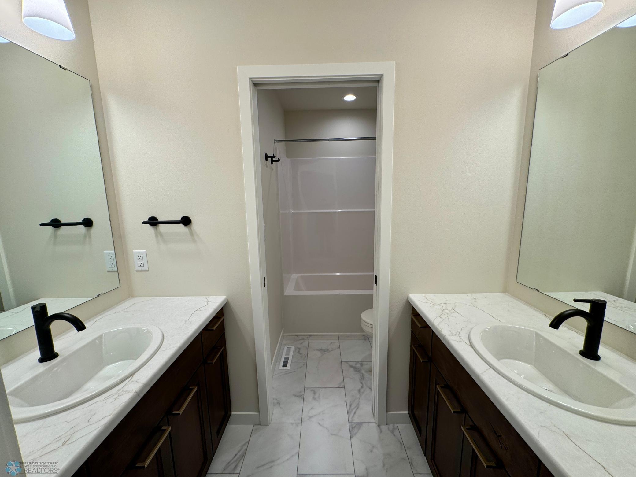 Harwood, North Dakota 58042, United States, 4 Bedrooms Bedrooms, ,3 BathroomsBathrooms,Residential,Pending,100986