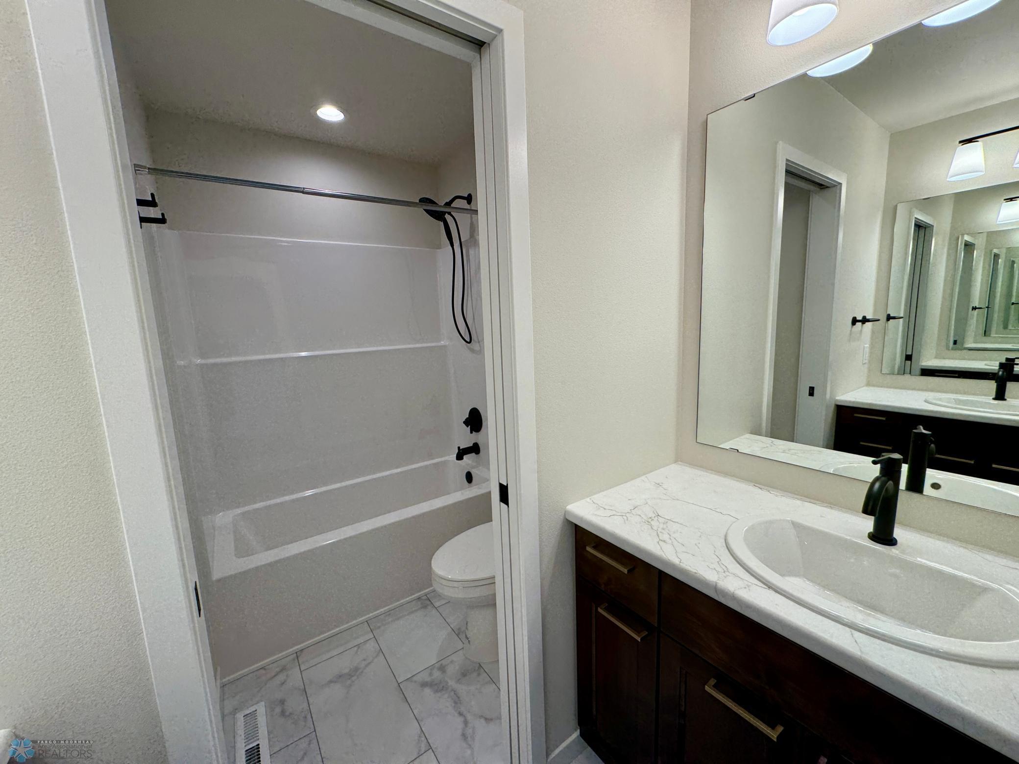 Harwood, North Dakota 58042, United States, 4 Bedrooms Bedrooms, ,3 BathroomsBathrooms,Residential,Pending,100986