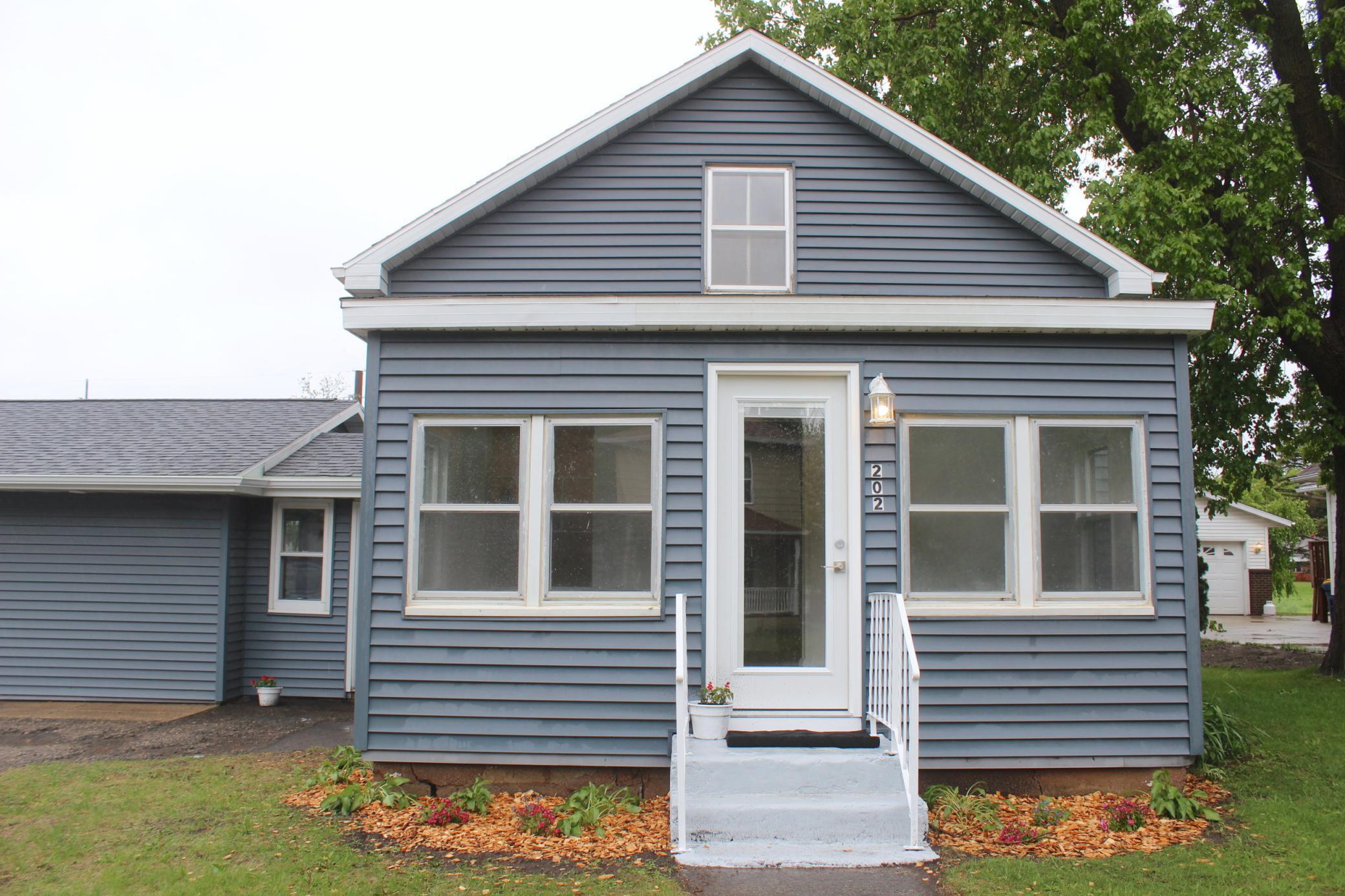 202 Main Street, Morristown, Minnesota image 1
