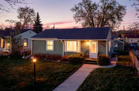 Homes For Sale - 1675 Iowa Avenue<br/> Ramsey County, Saint Paul, MN 55106