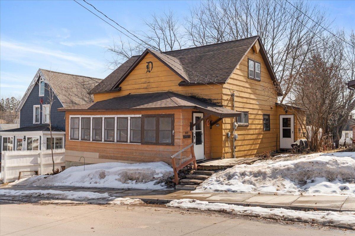 1085 Water Street, Cumberland, Wisconsin image 1
