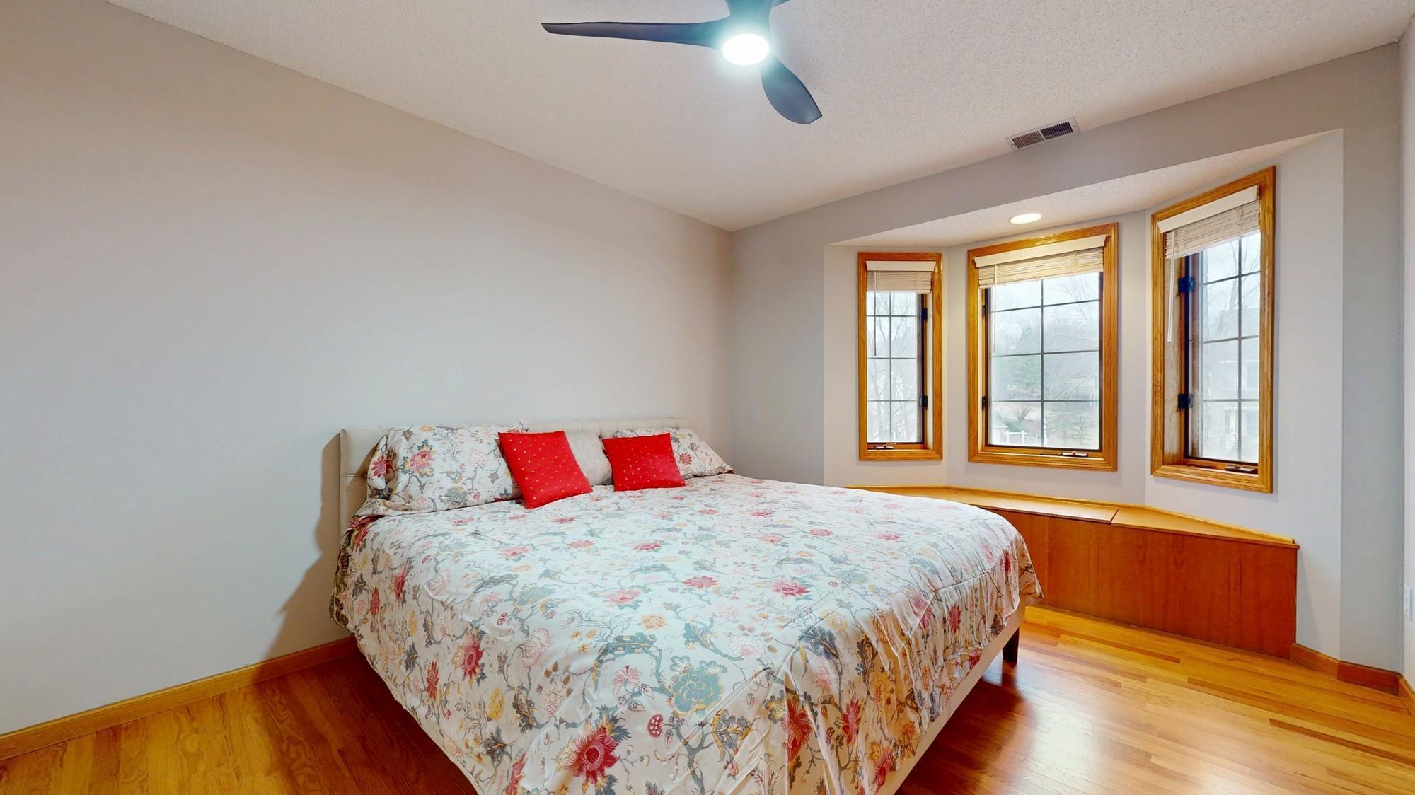 545 Owasso Hills Drive, Saint Paul, Minnesota image 33