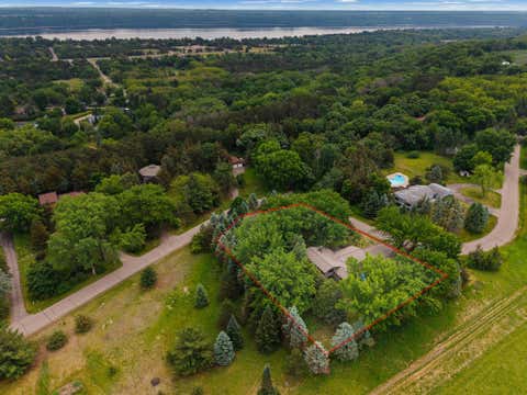 Homes For Sale - 282 Croixview Drive<br/> Afton, MN 55001