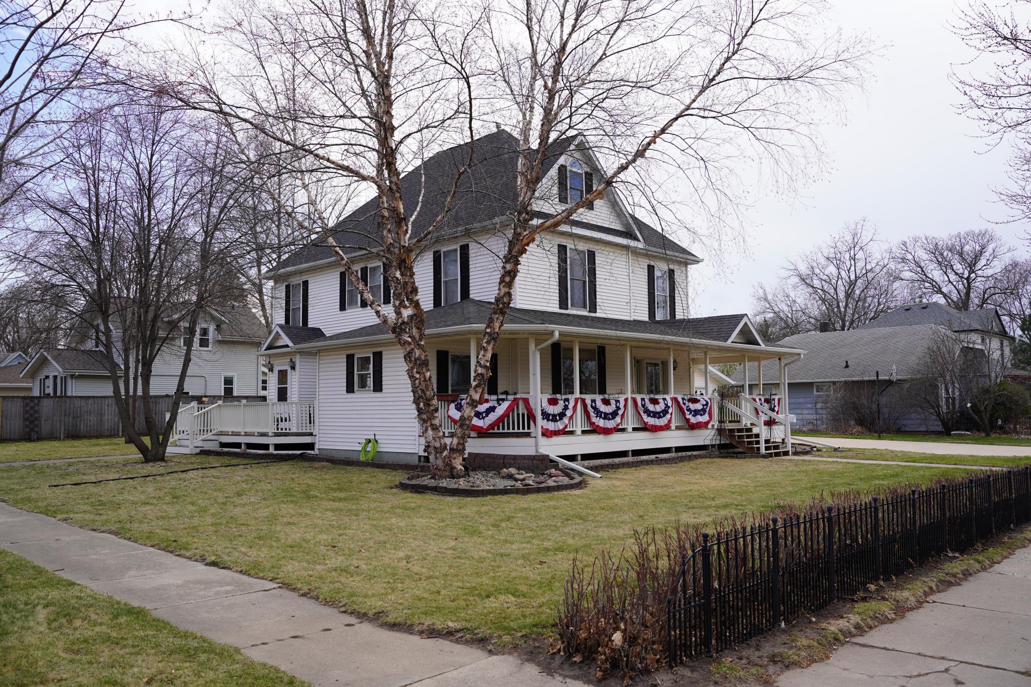 506 W Main Street, Pipestone, Minnesota image 2