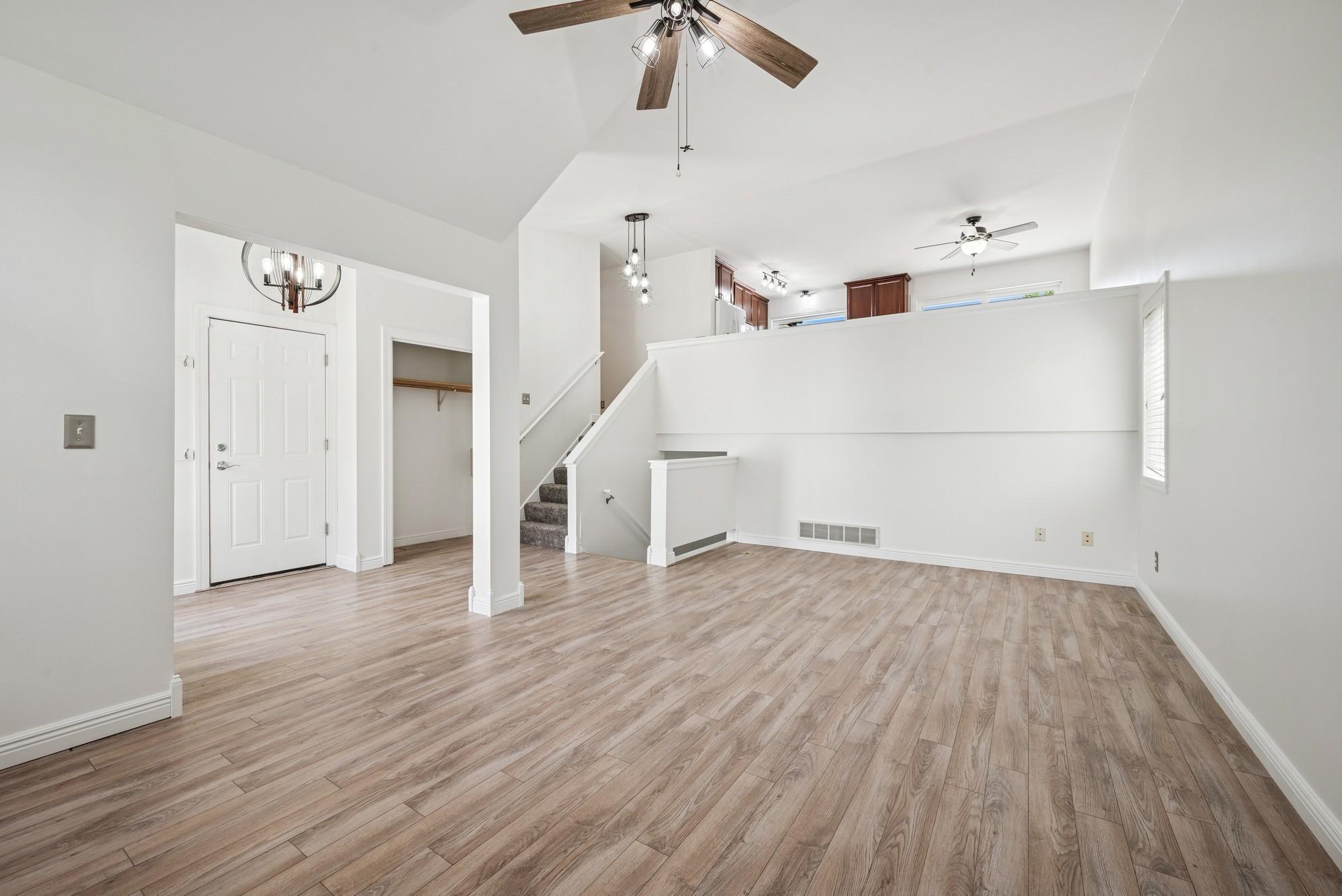 3876 Westbury Lane, Eagan, Minnesota image 3