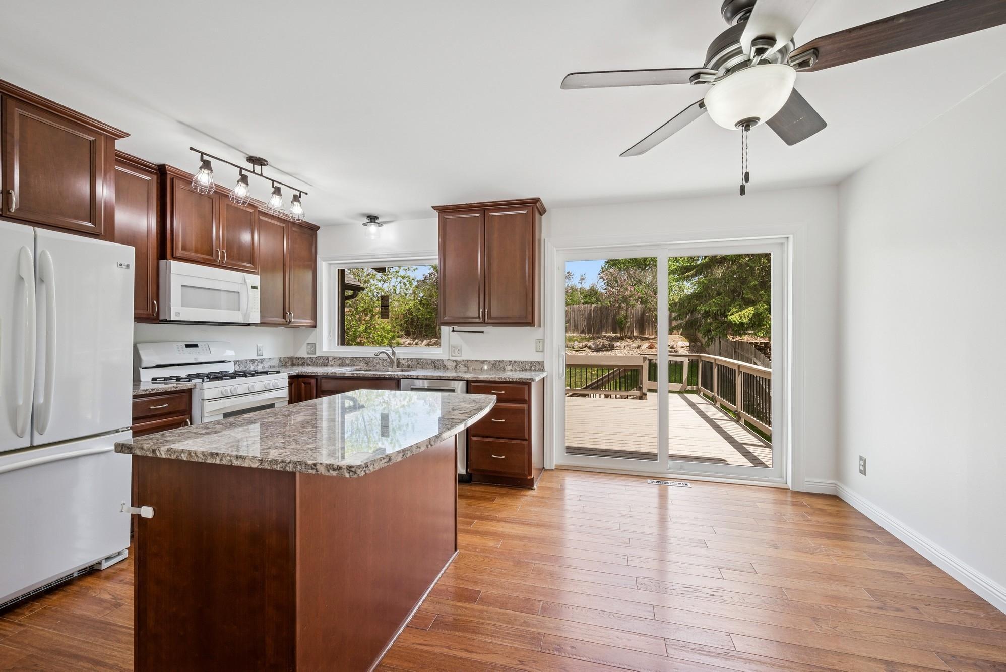 3876 Westbury Lane, Eagan, Minnesota image 4