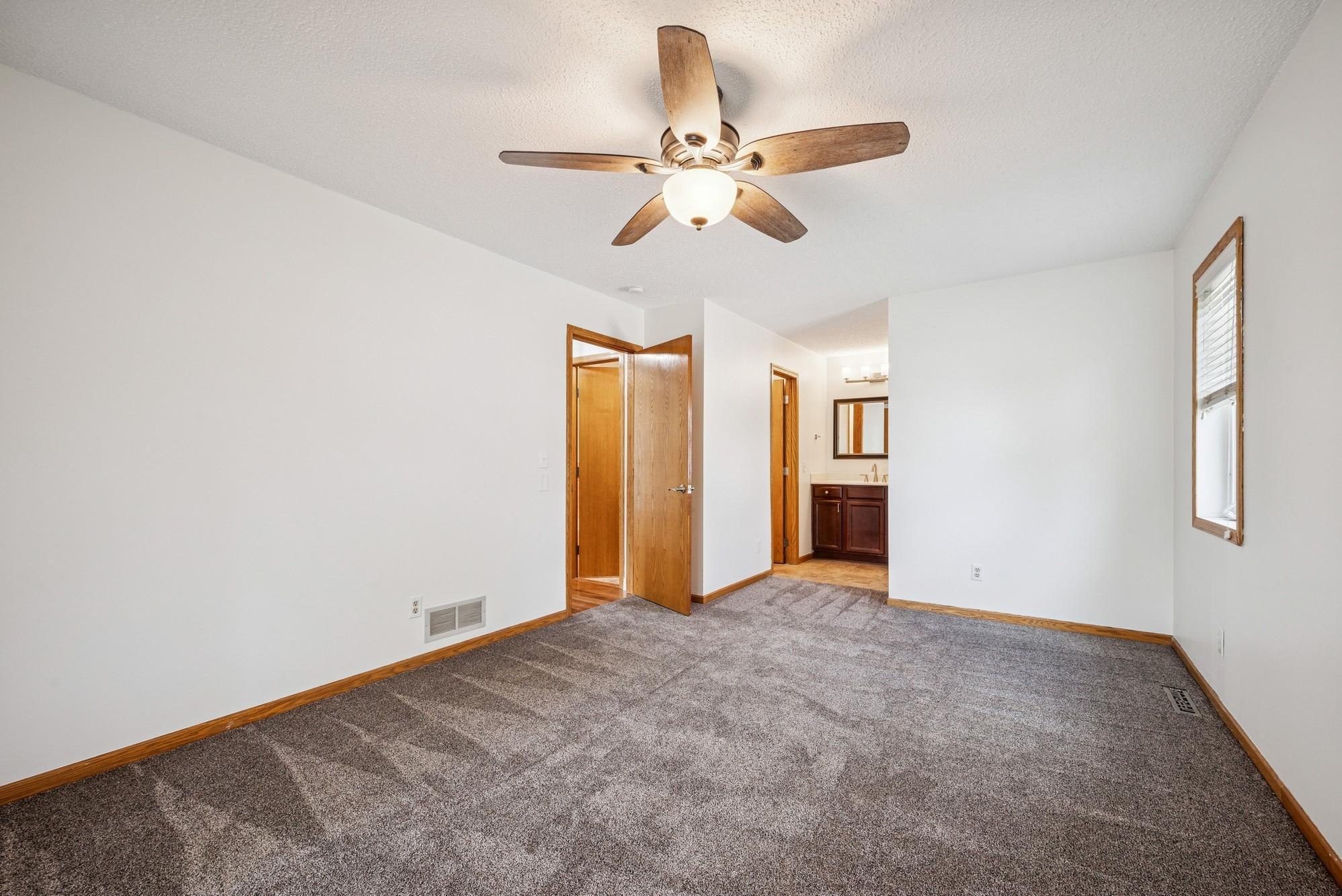 3876 Westbury Lane, Eagan, Minnesota image 11