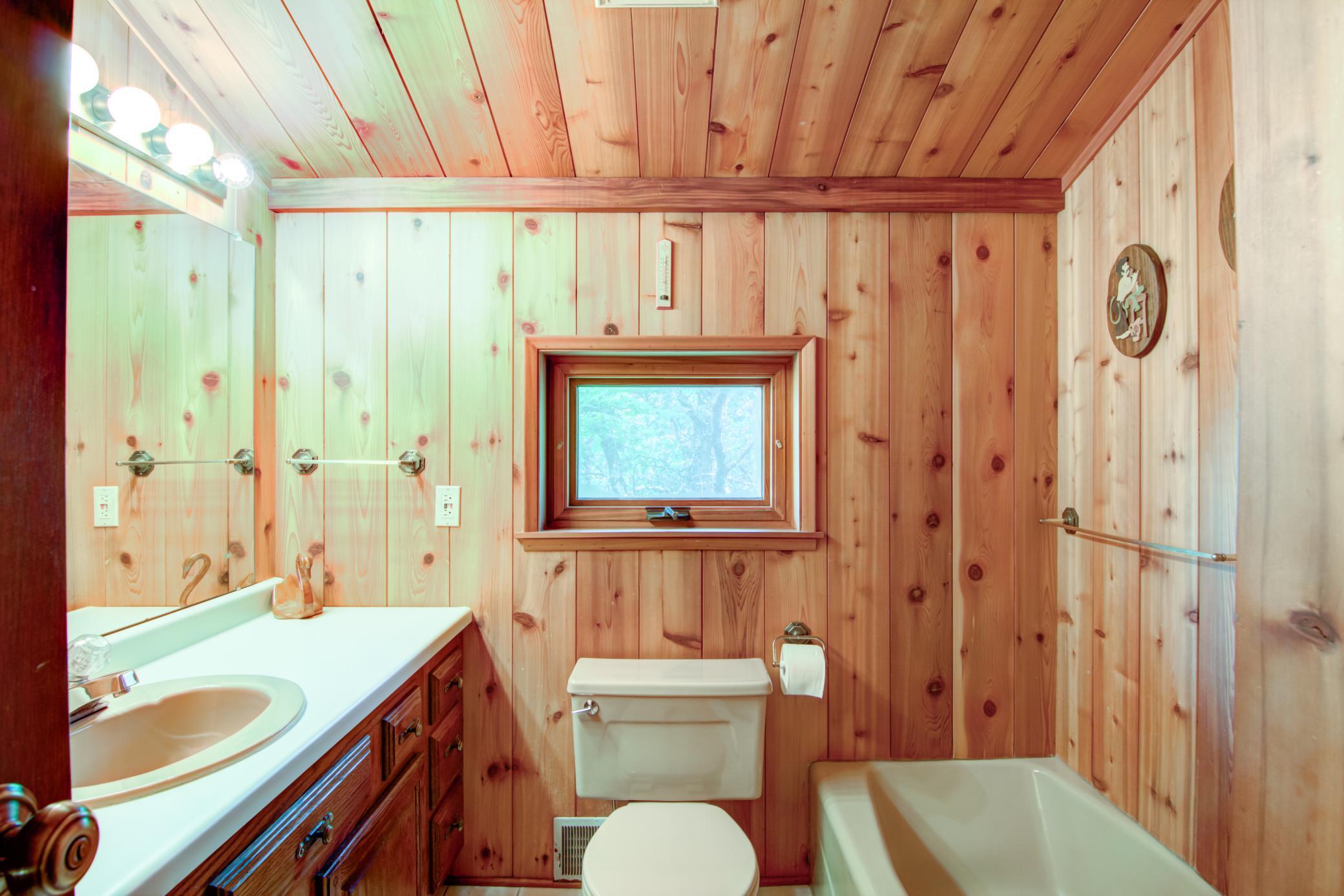 W8027 Middle Road, Minong, Wisconsin image 32