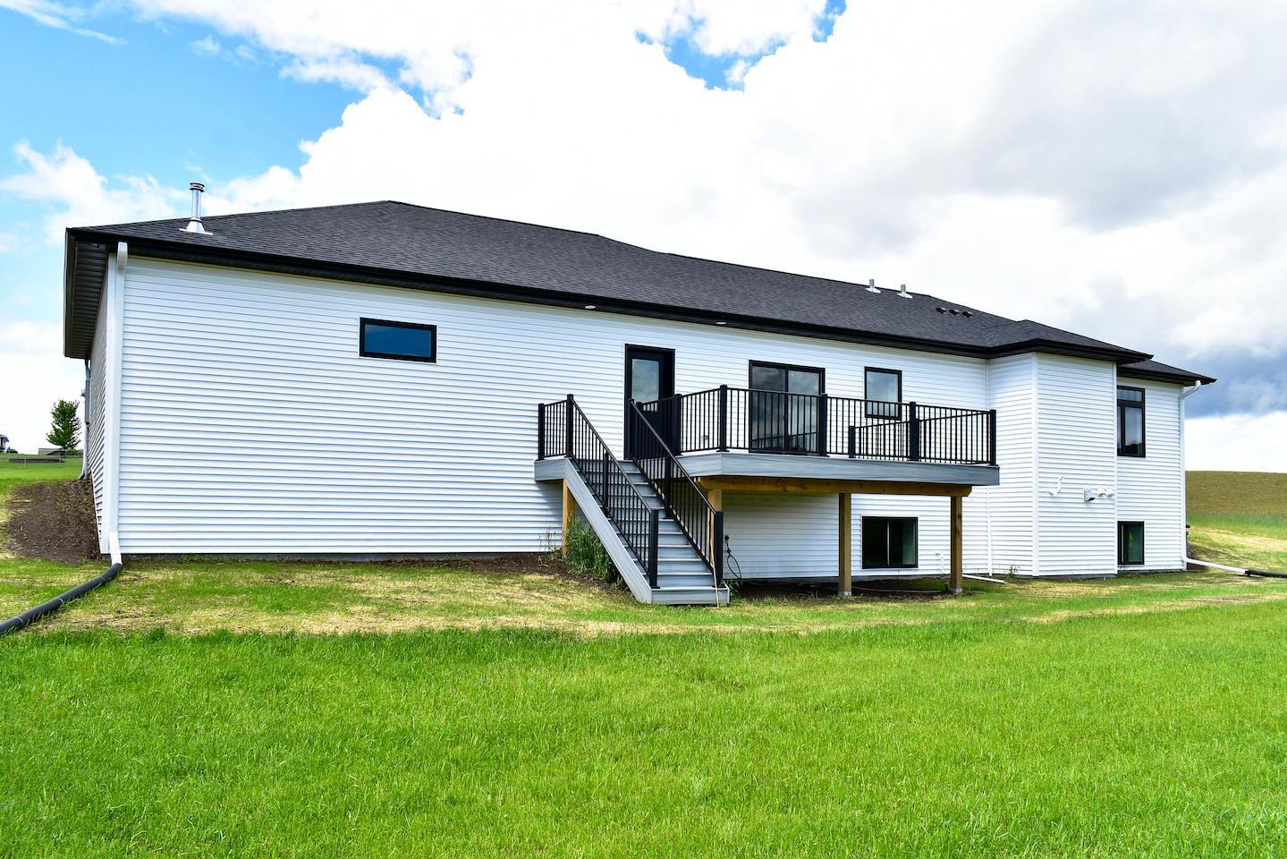 416 Brubaker Drive, Saint Charles, Minnesota image 27