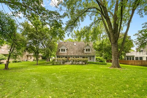Homes For Sale - 14711 Woodruff Road<br/> Wayzata, MN 55391