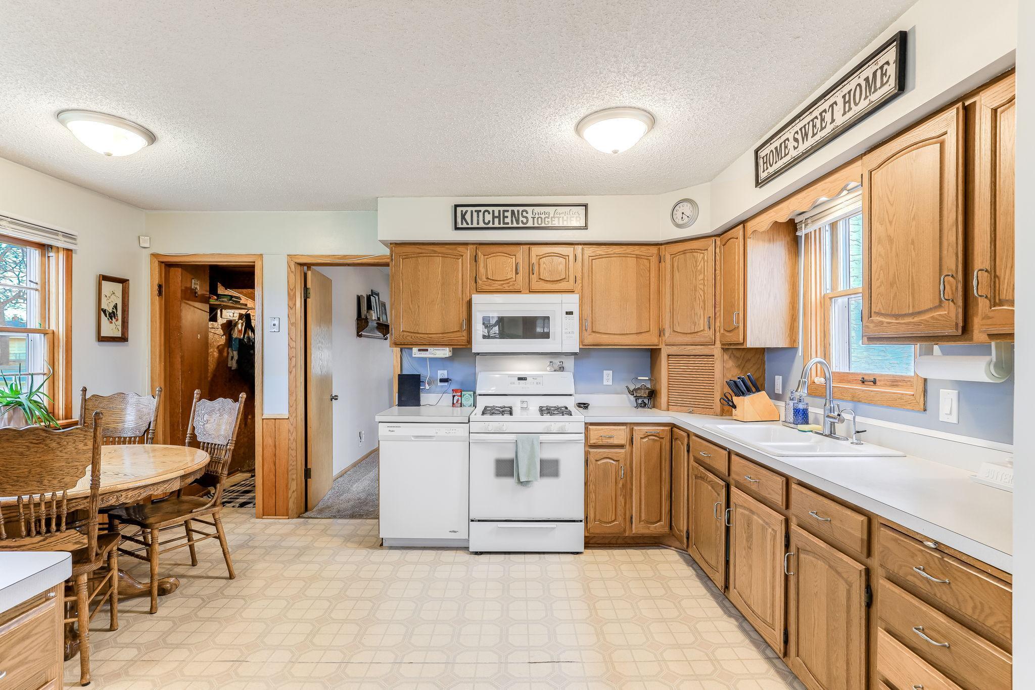 601 Jackson Street, Anoka, Minnesota image 8