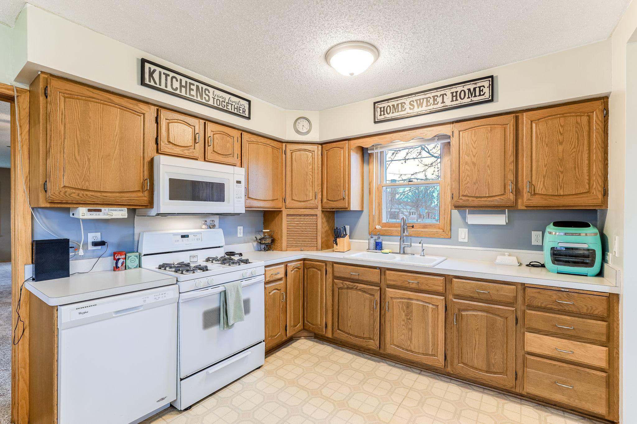 601 Jackson Street, Anoka, Minnesota image 9